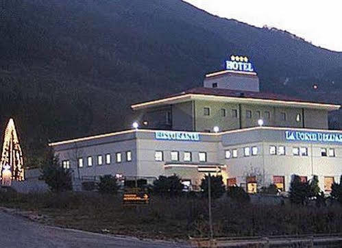 La Fonte Dell'astore Hotel